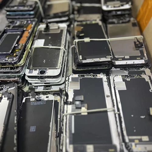 ใช้หน้าจอ LCD ของ iPhone